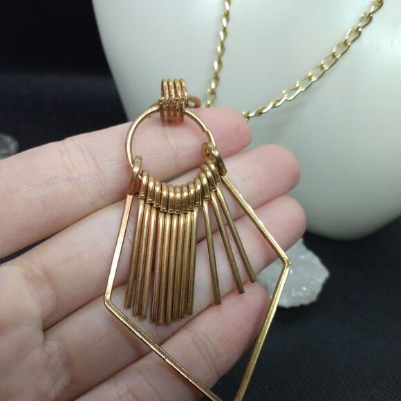 Spiked pendulum gold toned necklace - Picture 2 of 2